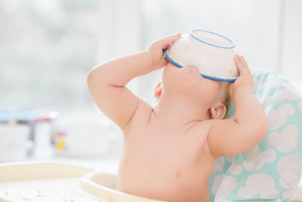 Señales de hambre del bebé: Cómo saber cuándo es la hora de comer